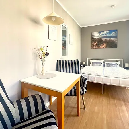 Apartment Stylische Fuer Zwei Mit Balkon Im Seepark